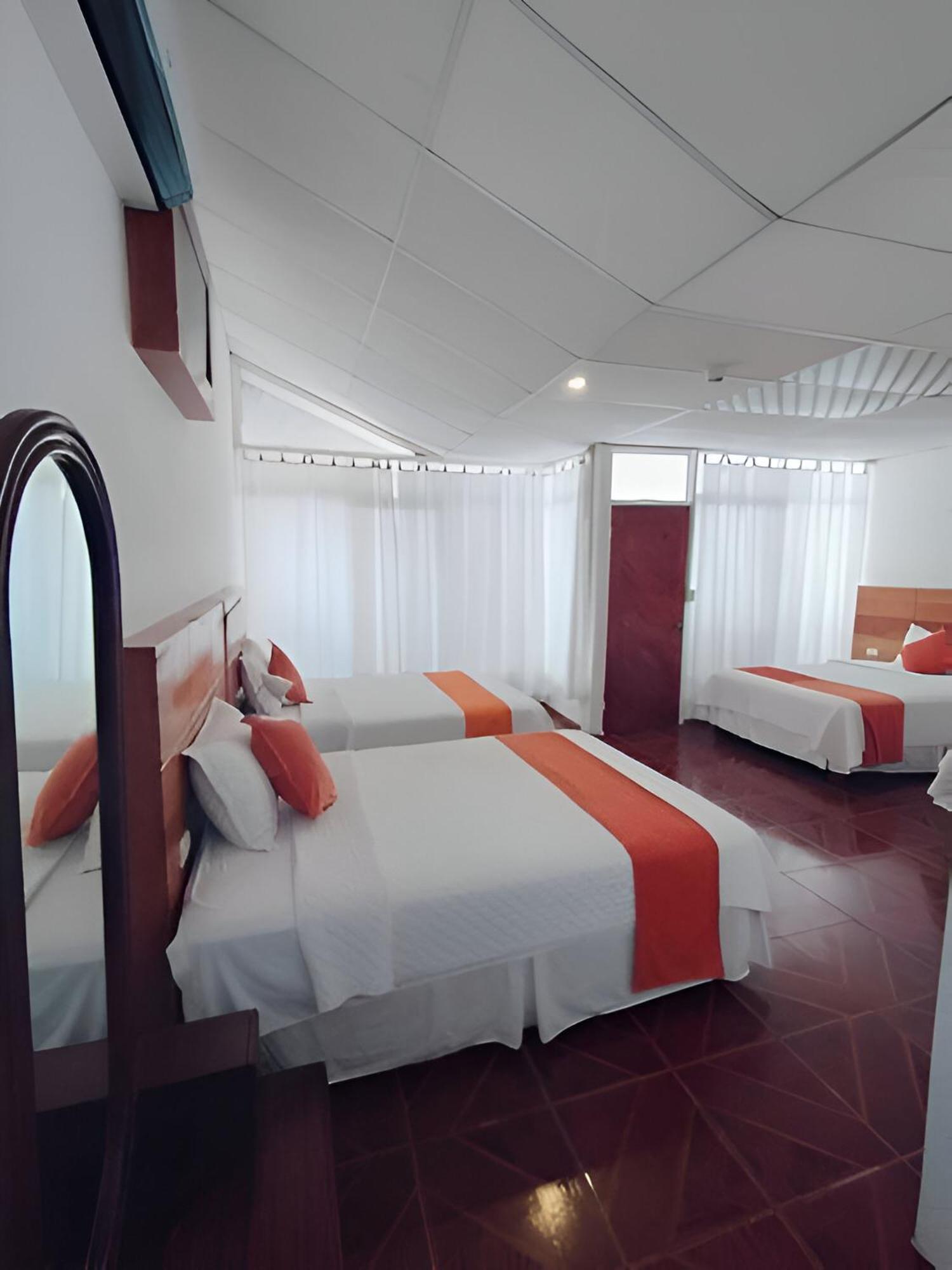 Hotel La Casa De Judy بويرتو أيورا المظهر الخارجي الصورة