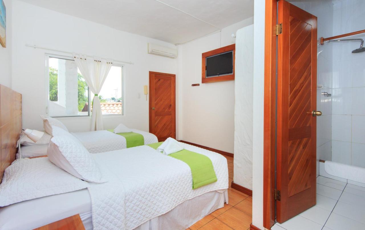 Hotel La Casa De Judy بويرتو أيورا المظهر الخارجي الصورة