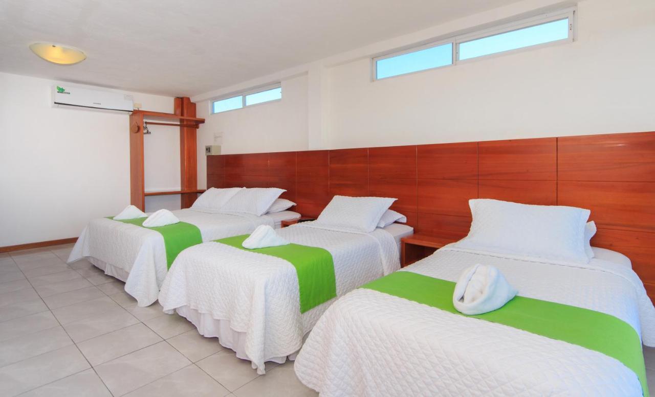 Hotel La Casa De Judy بويرتو أيورا المظهر الخارجي الصورة