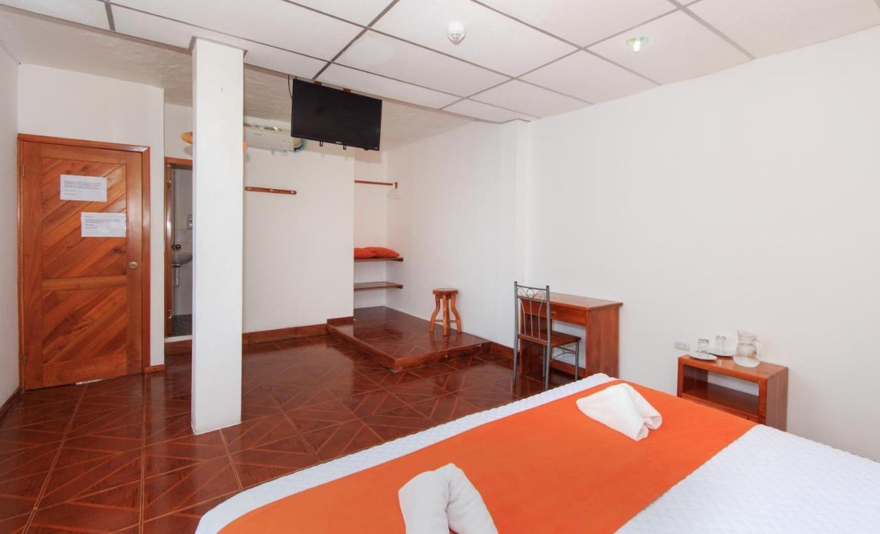 Hotel La Casa De Judy بويرتو أيورا المظهر الخارجي الصورة